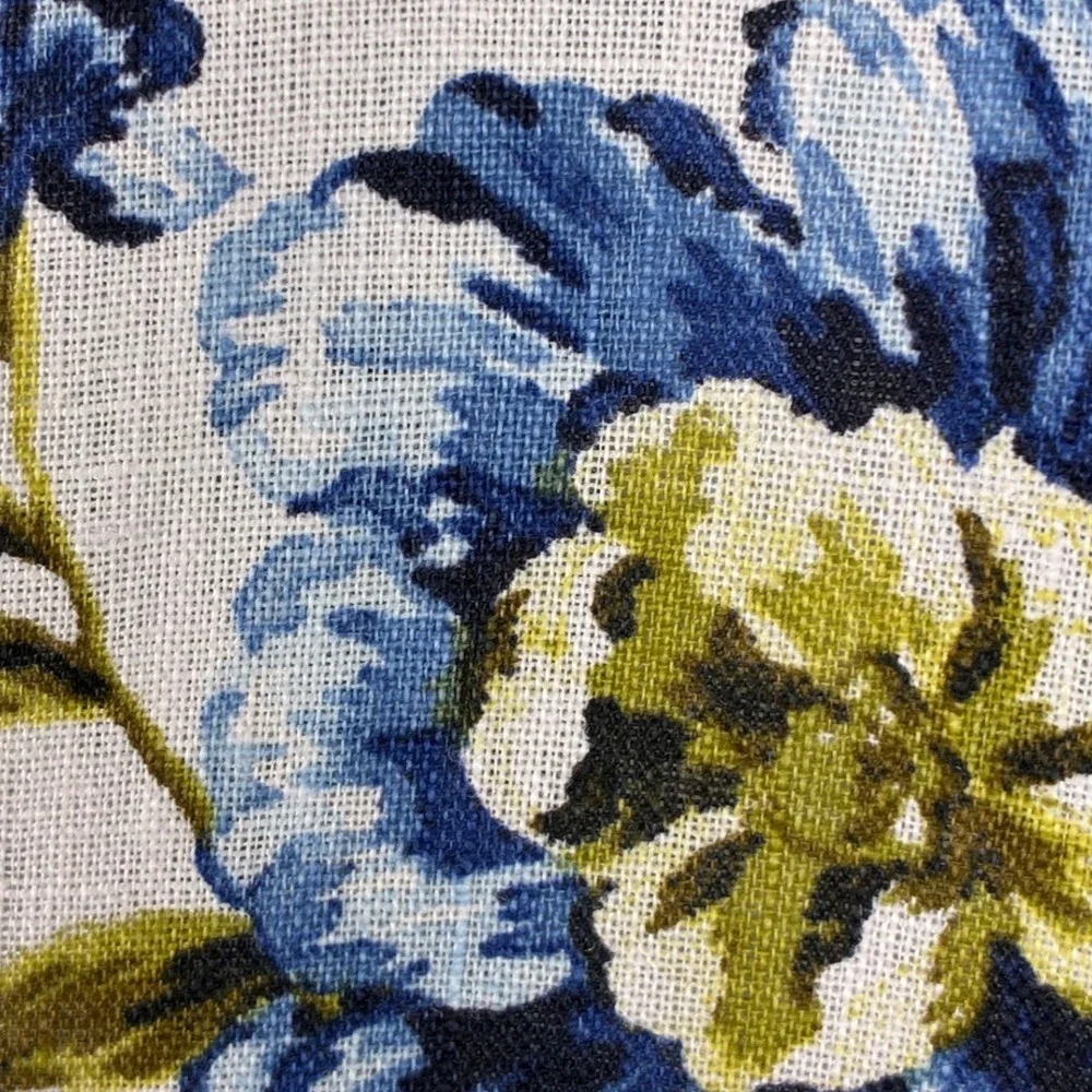 Joie XL 100% Linen Blue Floral Sleeveless Split Neck Button Front Blouse - Picture 5 of 8